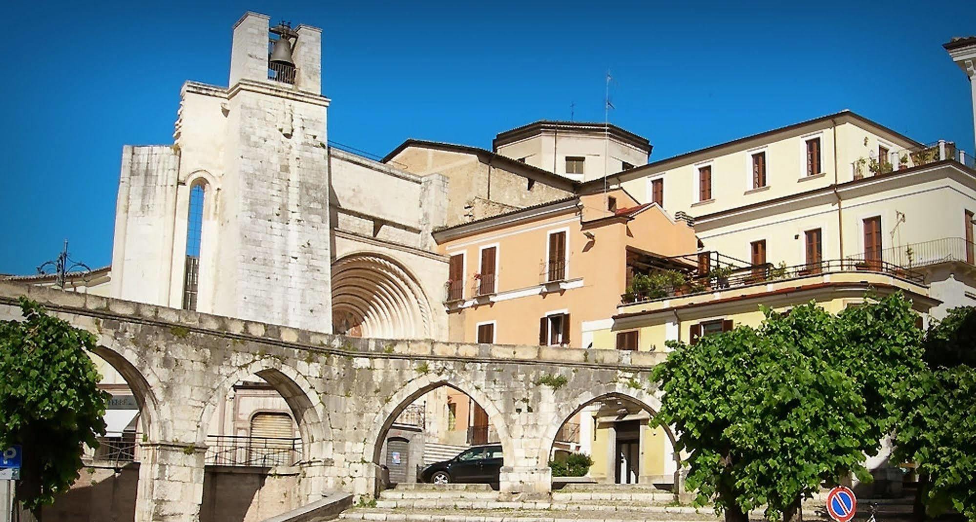 Hotel Santacroce Meeting Sulmona Exterior foto